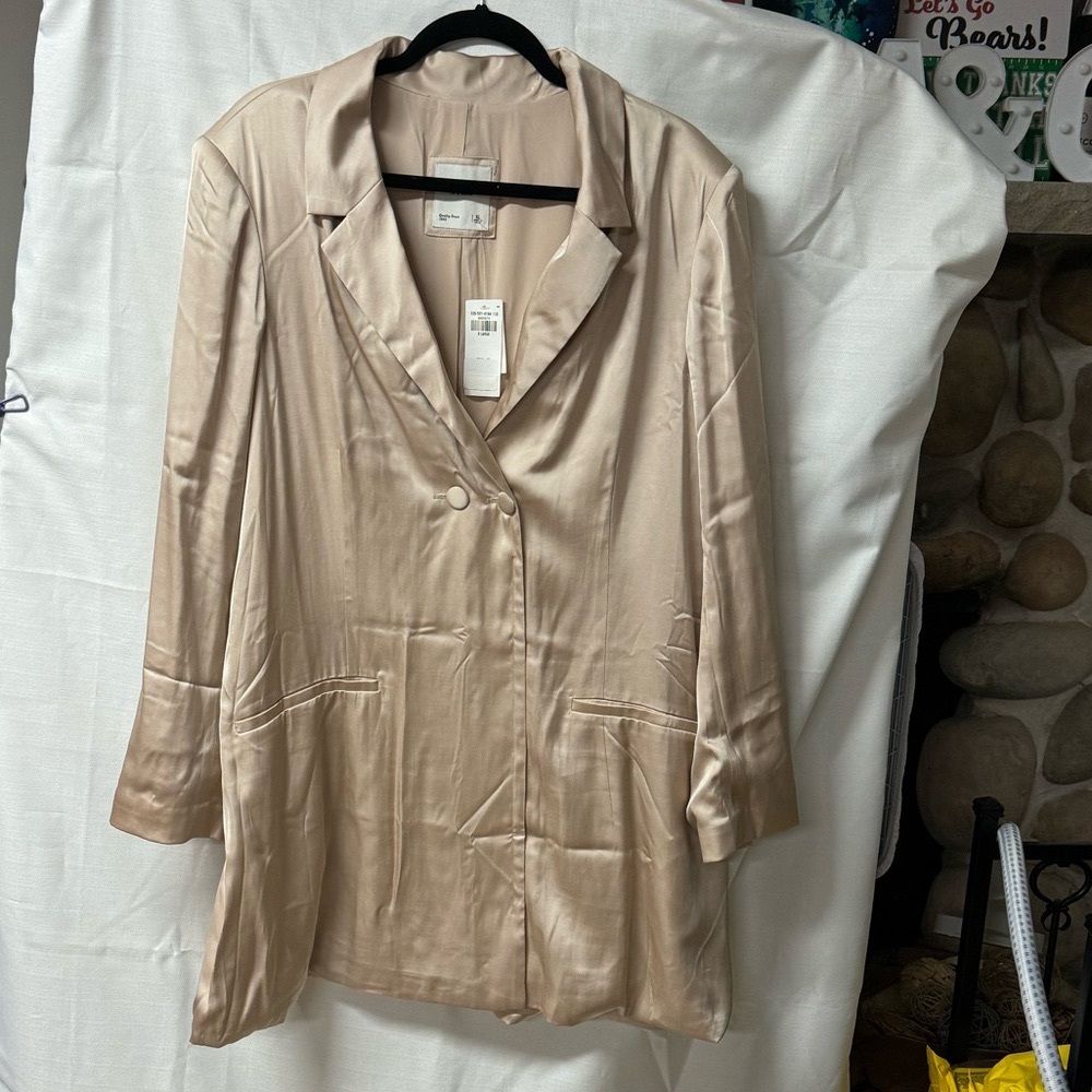 Abercrombie & Fitch Tan and Gold Long Sleeve Dress
